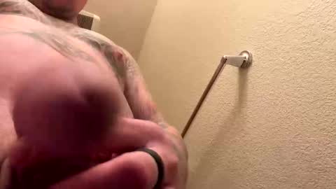 Snapshot of mcgriffwes2 chatting on December 23, 3:15 am mcgriffwes2 online show from December 23, 3:15 am