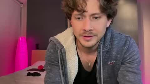 Snapshot of mcklister69 chatting on February 5, 5:45 am mcklister online show from February 5, 5:45 am