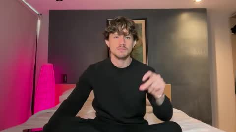 Snapshot of mcklister69 chatting on February 11, 5:40 pm mcklister online show from February 11, 5:40 pm