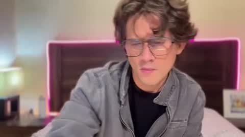 mcklister online show from March 15, 8:42 am