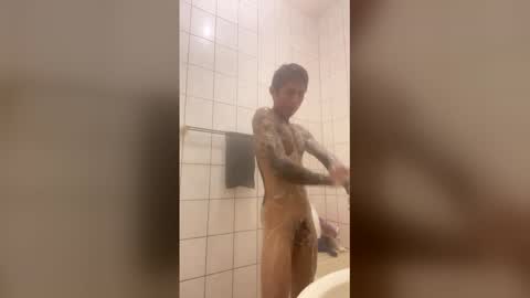 Snapshot of mckujpemqcmn chatting on March 27, 11:10 am mckujpemqcmn online show from March 27, 11:10 am