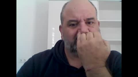 Snapshot of mcp7 chatting on October 6, 8:01 am mcp7 online show from October 6, 8:01 am