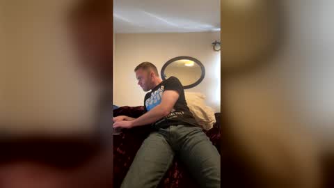 mcsnoff online show from March 1, 8:22 pm