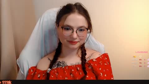 Hanna online show from December 2, 11:18 pm