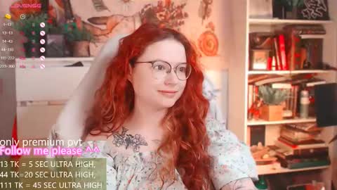 Snapshot of me_hanna chatting on February 17, 3:25 am Hanna online show from February 17, 3:25 am