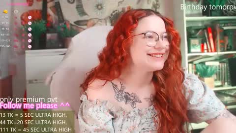 Snapshot of me_hanna chatting on February 23, 1:25 am Hanna online show from February 23, 1:25 am