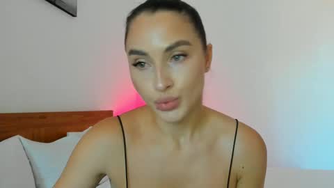 Snapshot of me_lina_ chatting on March 10, 5:54 am Alice online show from March 10, 5:54 am