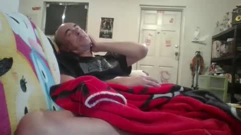 Snapshot of meaderd740870 chatting on September 22, 2:13 am meaderd740870 online show from September 22, 2:13 am