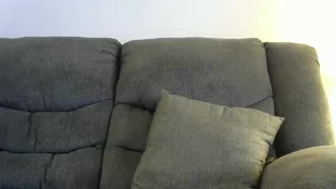 Snapshot of meathome3 chatting on March 2, 7:23 pm me at home online show from March 2, 7:23 pm