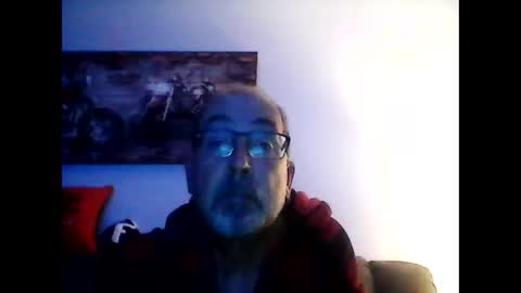 Snapshot of meathome3 chatting on January 9, 10:18 am me at home online show from January 9, 10:18 am