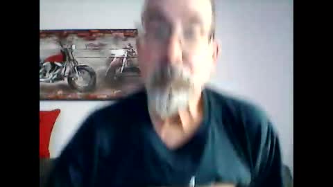 Snapshot of meathome3 chatting on March 15, 6:36 pm me at home online show from March 15, 6:36 pm