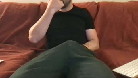 Snapshot of mecc2c chatting on January 28, 4:50 am mecc2c online show from January 28, 4:50 am