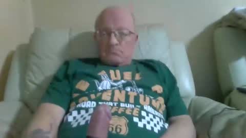 Snapshot of mecos539 chatting on April 18, 9:48 pm mecos539 online show from April 18, 9:48 pm