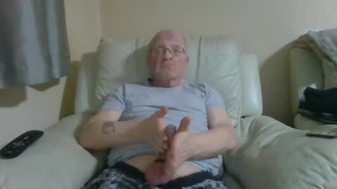 Snapshot of mecos539 chatting on April 24, 10:45 pm mecos539 online show from April 24, 10:45 pm