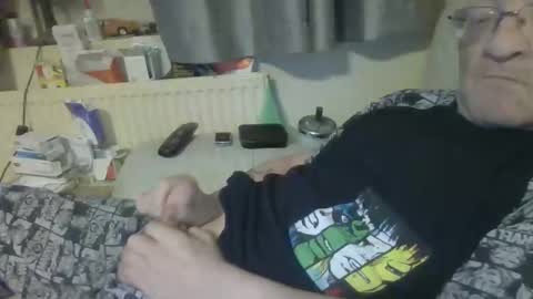 Snapshot of mecos539 chatting on May 23, 10:14 pm mecos539 online show from May 23, 10:14 pm