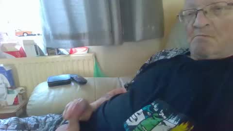 Snapshot of mecos539 chatting on May 24, 1:38 pm mecos539 online show from May 24, 1:38 pm