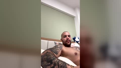 filippoae online show from May 11, 12:27 am