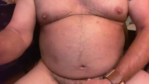 Snapshot of medfirebear chatting on June 1, 9:05 pm medfirebear online show from June 1, 9:05 pm