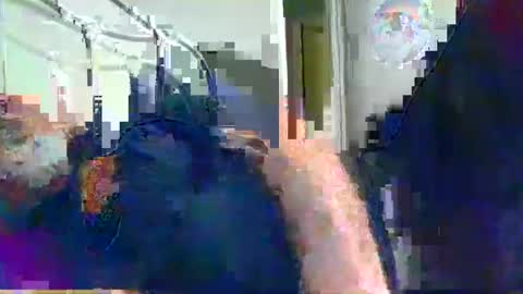 Snapshot of medic243 chatting on November 7, 2:22 am Medicineman online show from November 7, 2:22 am