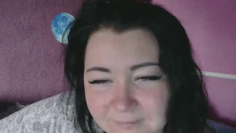 Snapshot of medjik_lool chatting on April 9, 6:19 am Oltereodora-lima online show from April 9, 6:19 am