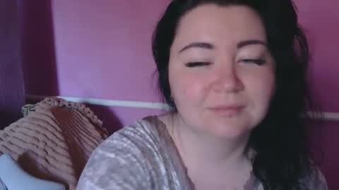 Snapshot of medjik_lool chatting on April 27, 3:48 am Oltereodora-lima online show from April 27, 3:48 am
