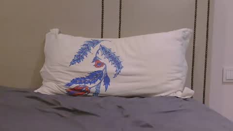 Snapshot of medusalady chatting on April 16, 8:37 am medusalady online show from April 16, 8:37 am