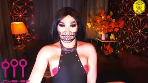 THE QUEEN ALPHA   Queen Medusa Prey online show from February 27, 4:21 pm