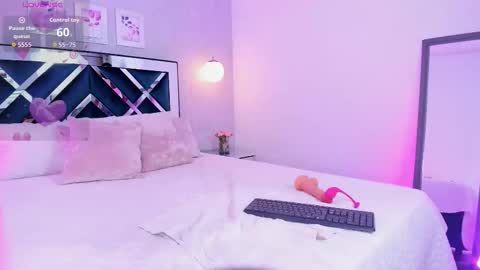 Melody online show from November 22, 11:42 am