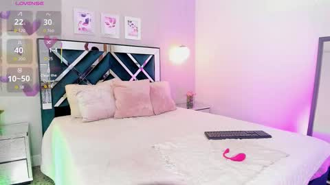 Melody online show from December 17, 11:38 am