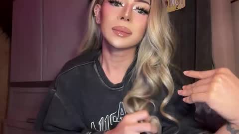 GODDESS OF ALL GODDESSES online show from March 18, 2:42 pm