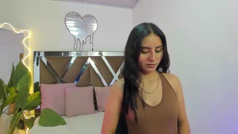 megaan_tay online show from July 28, 4:39 pm