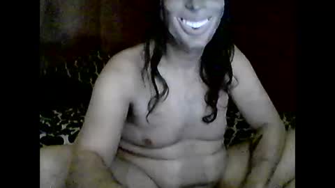 Snapshot of megaloxuan chatting on April 23, 1:18 am Rockloud online show from April 23, 1:18 am