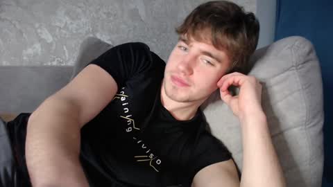 Snapshot of megamaxxxl chatting on January 27, 1:37 am Max online show from January 27, 1:37 am