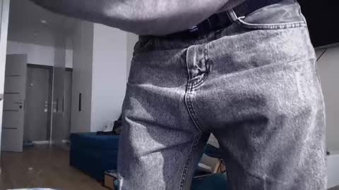 Snapshot of megamaxxxl chatting on March 7, 11:40 am Max online show from March 7, 11:40 am