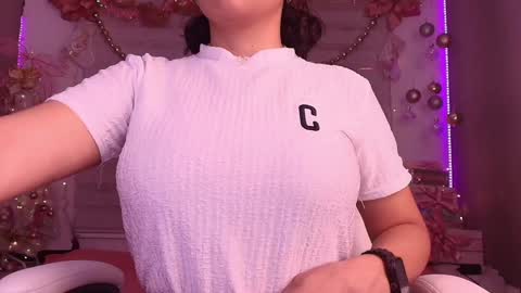Snapshot of megan_akbar chatting on December 4, 12:03 pm megan akbar online show from December 4, 12:03 pm