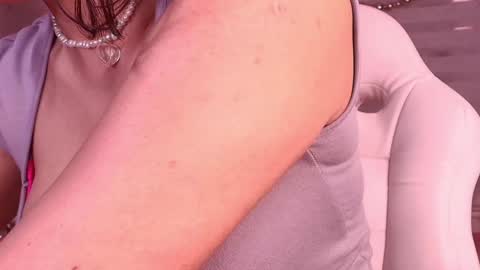 Snapshot of megan_akbar chatting on December 7, 6:26 pm megan akbar online show from December 7, 6:26 pm