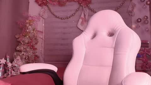 Snapshot of megan_akbar chatting on December 9, 12:08 pm megan akbar online show from December 9, 12:08 pm