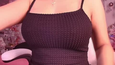 Snapshot of megan_akbar chatting on December 26, 12:05 pm megan akbar online show from December 26, 12:05 pm