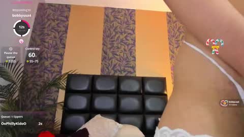 Snapshot of megan_al chatting on February 28, 6:41 pm emily online show from February 28, 6:41 pm