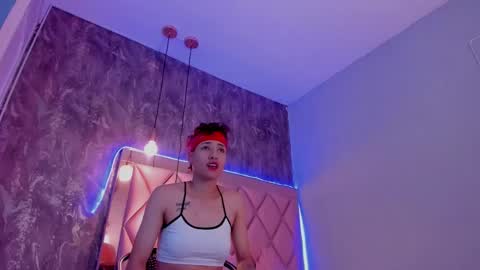 M E G A N online show from January 4, 7:02 pm