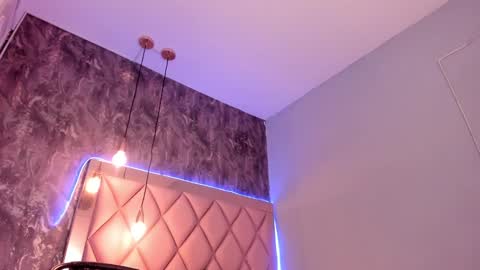 M E G A N online show from January 9, 7:08 pm