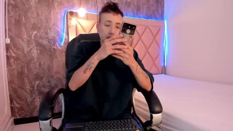 M E G A N online show from February 26, 7:05 pm