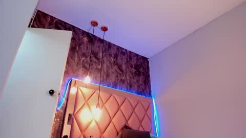 M E G A N online show from March 1, 7:04 pm