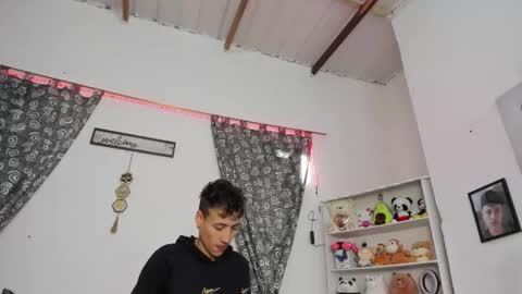 M E G A N online show from September 16, 9:05 pm