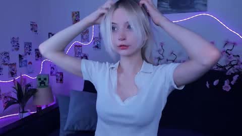 Megan and Anna online show from January 15, 5:16 pm