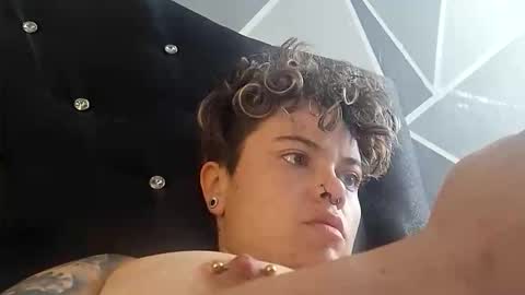 Megan and sophi online show from October 22, 11:54 am