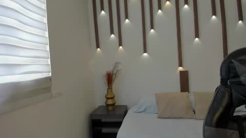 MEGAN COOPER online show from December 17, 7:09 pm