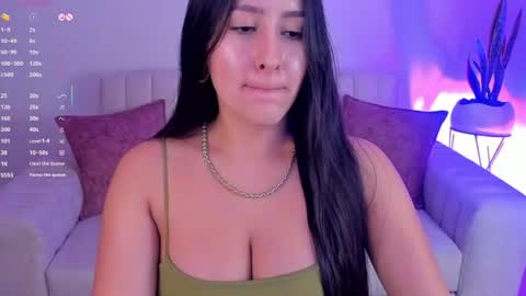 Snapshot of megan_cooper28 chatting on June 16, 1:19 am MEGAN COOPER online show from June 16, 1:19 am