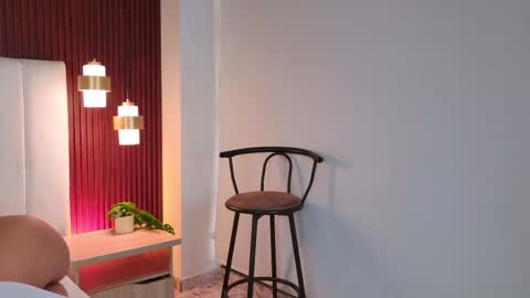 Carolina Paez online show from October 1, 12:33 pm