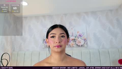 Carolina Paez online show from April 2, 12:14 pm